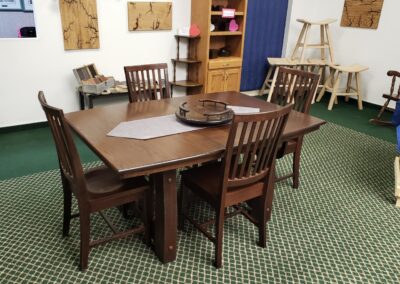Dinning table with 4 chairs